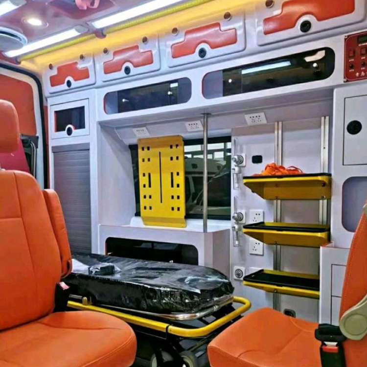 卡若长途救护车护送病人租赁价格